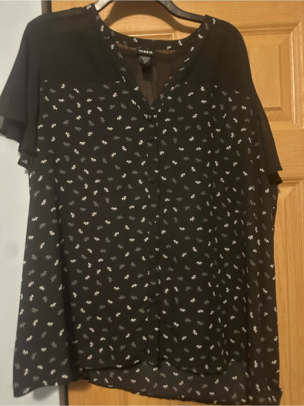 torrid Black Button-Front Flutter Sleeve Blouse with White Accent Print
